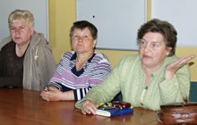 Sołtysi byli zadowoleni z przyjętych ustaleń. Od lewej Bożena Gołuchowska (sołtys Mikoszowa), Rozalia Łukasz (Pęcz)