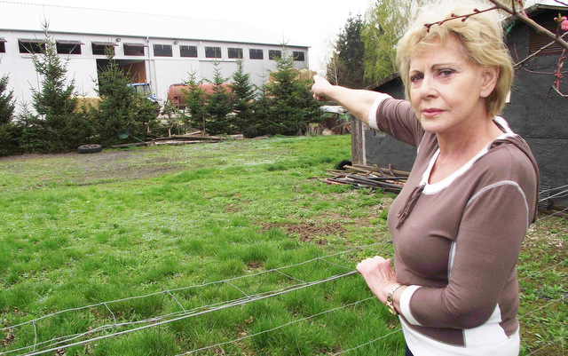 Barbara Schunk z Krzepic narzeka na hałaśliwą działalność firmy rolniczej, która znajduje się w pobliżu jej domu