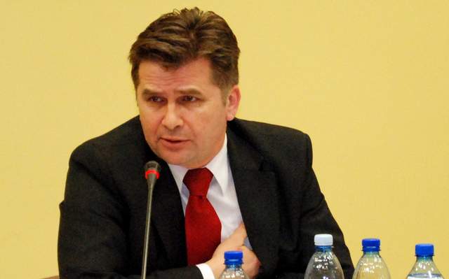 Wicestarosta strzeliński Aleksander Ziółkowski głosował za utworzeniem CKU i CKP w Ludowie Polskim. Te projekty nie zostały zaakceptowane przez radę