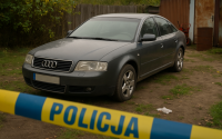Skradziony pojazd na posesji