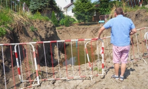 Ogromny wykop zaniepokoił mieszkańca