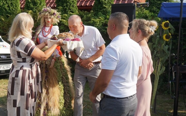 Mieszkańcy dziękują za plony