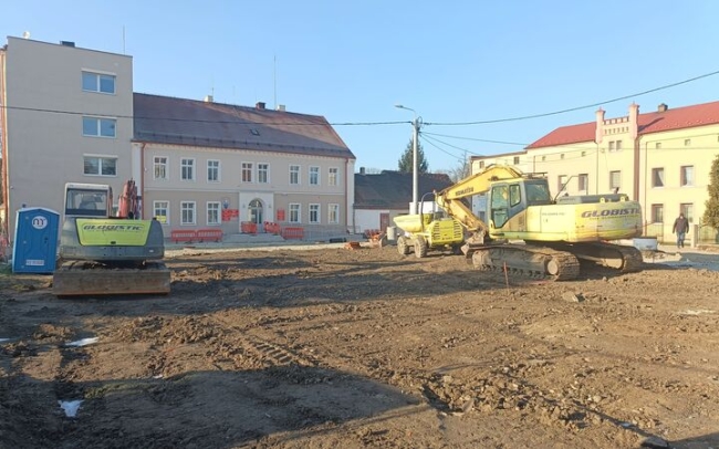 Śnieg i mróz zatrzymały prace