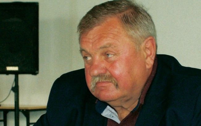 Wycofali wniosek o odwołanie przewodniczącego