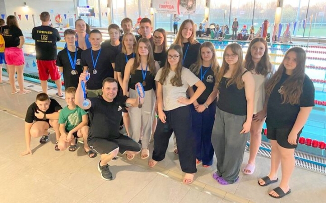 Wypływali worek medali