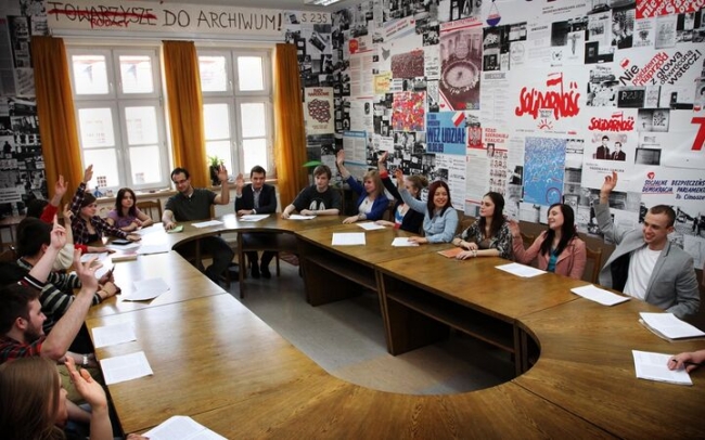 Bezpieczeństwo w praktyce i analizie - studia na WNS UWr!