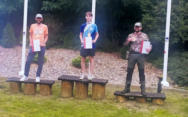 Maciej Cisek na najwyższym stopniu podium Maciej Cisek na najwyższym stopniu podium