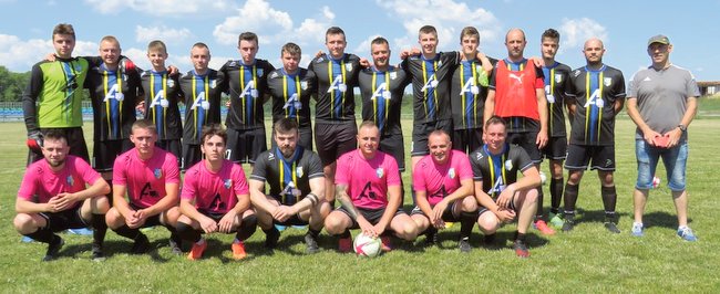 Piłkarze Kwarcytu zostali mistrzami sezonu 2021/2022 Piłkarze Kwarcytu zostali mistrzami sezonu 2021/2022
