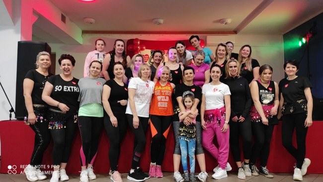 Dwa razy w tygodniu w Gminnym Ośrodku Kultury w Kondratowicach odbywają się zajęcia Zumba Fitness. Foto: GOK Kondratowice