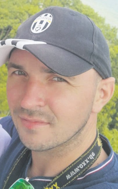 Damian Sobski - piłkarz i działacz klubu LKS Gromnik Kuropatnik Damian Sobski - piłkarz i działacz klubu LKS Gromnik Kuropatnik