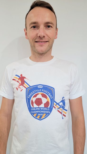 Rafał Kaleta w oficjalnej koszulce mistrzostw świata Rafał Kaleta w oficjalnej koszulce mistrzostw świata