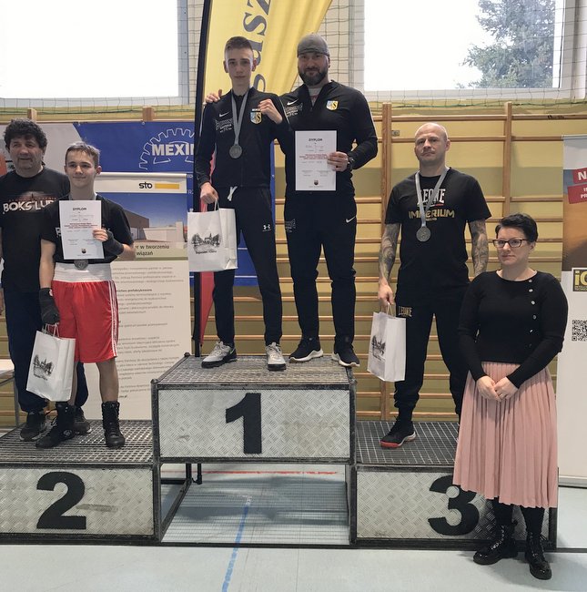 Mike i Marcin Drużga na najwyższym stopniu podium Mike i Marcin Drużga na najwyższym stopniu podium