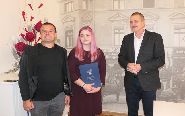 Zuzanna Protokowicz otrzymała stypendium burmistrza za wybitne osiągnięcia sportowe Zuzanna Protokowicz otrzymała stypendium burmistrza za wybitne osiągnięcia sportowe
