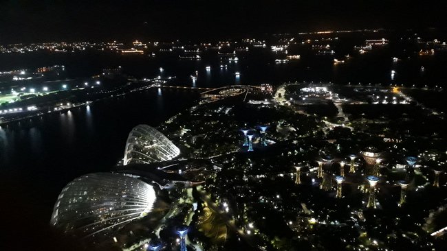 Nocna panorama Singapuru Nocna panorama Singapuru