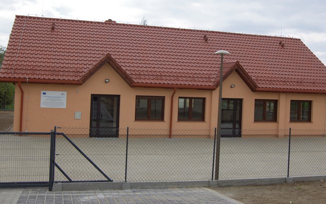 Ten nowoczesny budynek na pewno spełni potrzeby mieszkańców Gościęcic Ten nowoczesny budynek na pewno spełni potrzeby mieszkańców Gościęcic