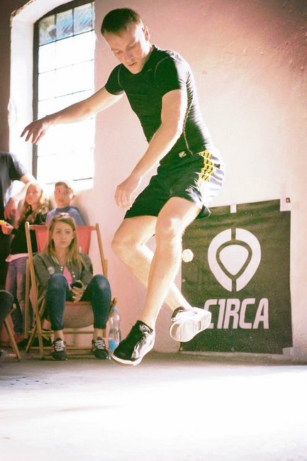 Rafał Kaleta dołączył do elitarnego grona zawodników footbag Rafał Kaleta dołączył do elitarnego grona zawodników footbag