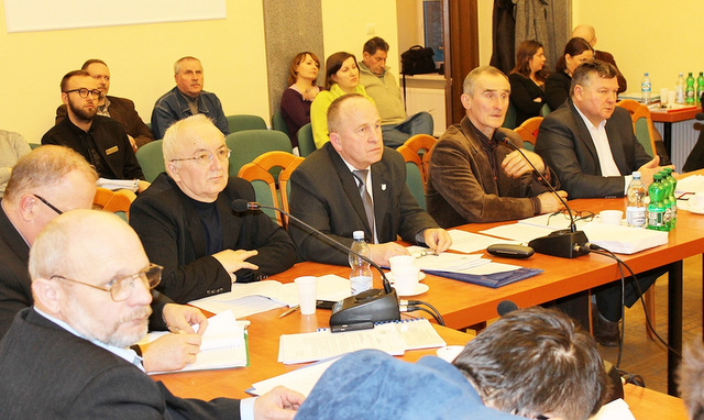Radni wysłuchali prezentacji na temat Lokalnego Programu Rewitalizacji Gminy na lata 2016-2023 Radni wysłuchali prezentacji na temat Lokalnego Programu Rewitalizacji Gminy na lata 2016-2023