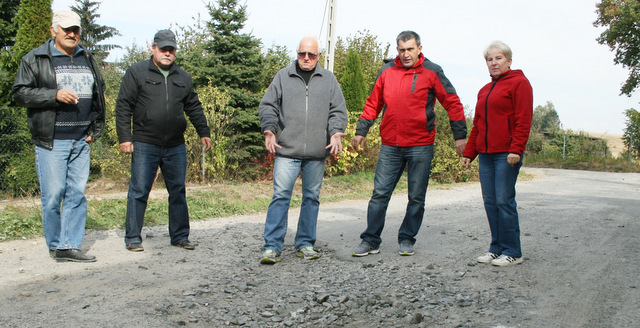 Mieszkańcy od kilku lat walczą o przebudowę ulicy Leśnej w Kuropatniku