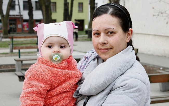 Grażyna Olejnik z córką Martynką, Wyszonowice