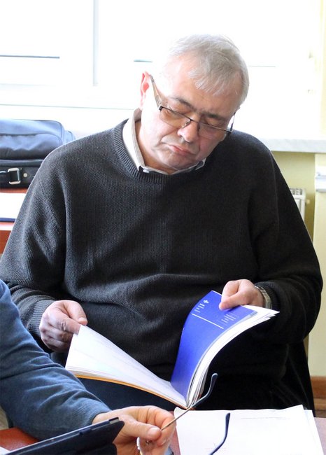 Nie ma żadnego ryzyka, bo na dzień dzisiejszy gmina Strzelin jest 100% udziałowcem - mówił Zdzisław Rataj, prezes Spółki „Strzeliński Ratusz” Nie ma żadnego ryzyka, bo na dzień dzisiejszy gmina Strzelin jest 100% udziałowcem - mówił Zdzisław Rataj, prezes Spółki „Strzeliński Ratusz”