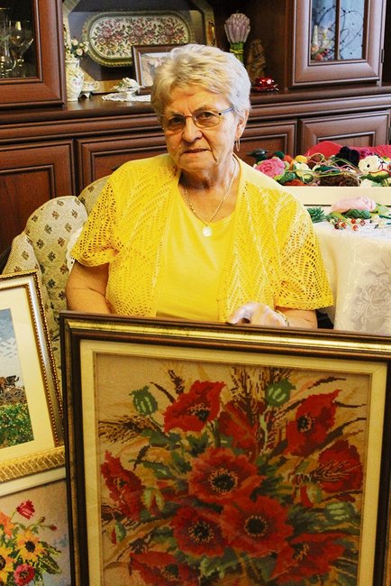 - Dla mnie jest to relaks, ale potrzeba dużo cierpliwości i precyzji. Jeśli ktoś kocha to robić, łatwo się tego nauczy - mówi Teresa Gaworek - Dla mnie jest to relaks, ale potrzeba dużo cierpliwości i precyzji. Jeśli ktoś kocha to robić, łatwo się tego nauczy - mówi Teresa Gaworek
