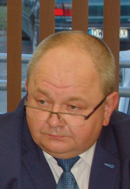 Skład zarządu powiatu uzupełnił radny Mariusz Michułka Skład zarządu powiatu uzupełnił radny Mariusz Michułka