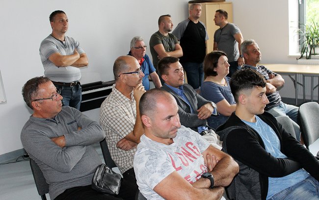 Spotkanie dotyczyło szczegółów z rewitalizacji południowej pierzei Rynku w Strzelinie Spotkanie dotyczyło szczegółów z rewitalizacji południowej pierzei Rynku w Strzelinie