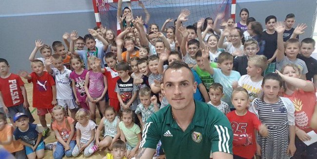 To selfie zapewne znajdzie się na facebooku Petera Grajciara. Foto: SP Zielenice