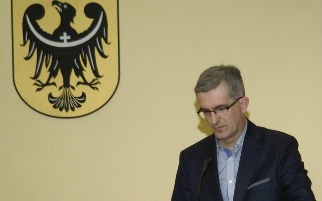 Naczelnik Wojciech Sobok od nowego roku będzie pracował w spółce Polskie Wody Naczelnik Wojciech Sobok od nowego roku będzie pracował w spółce Polskie Wody