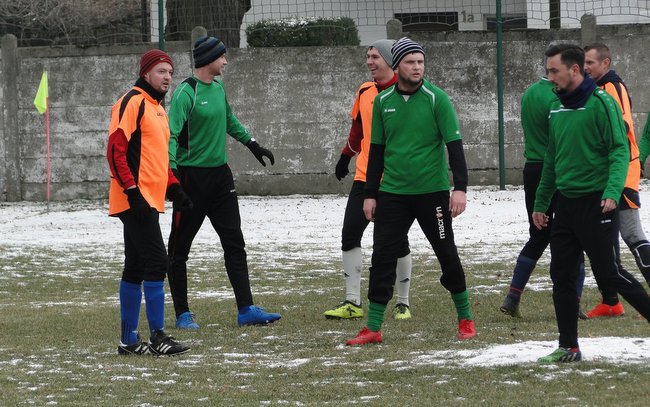 Zawodnicy z Pęcza i Strzelina doskonale się znają Zawodnicy z Pęcza i Strzelina doskonale się znają