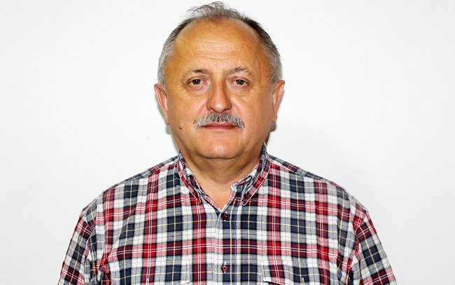 - W placówce pachnie poważnym grzybem, którego gołym okiem nie widać, ale on się rozwija. Jestem w 100% pewny, że ten budynek wymaga ekspertyzy fachowca - powiedział radny Julian Kaczmarek - W placówce pachnie poważnym grzybem, którego gołym okiem nie widać, ale on się rozwija. Jestem w 100% pewny, że ten budynek wymaga ekspertyzy fachowca - powiedział radny Julian Kaczmarek