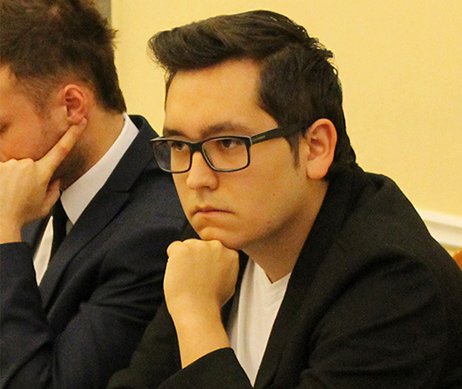 - Przez postępowania niekonstruktywnej opozycji mamy śmiech na sali – stwierdził radny Damian Serwicki - Przez postępowania niekonstruktywnej opozycji mamy śmiech na sali – stwierdził radny Damian Serwicki