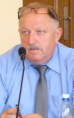 Na zebraniu padł wniosek, aby odwołać nieobecnego wiceprzewodniczącego komisji Stanisława Furdykonia Na zebraniu padł wniosek, aby odwołać nieobecnego wiceprzewodniczącego komisji Stanisława Furdykonia