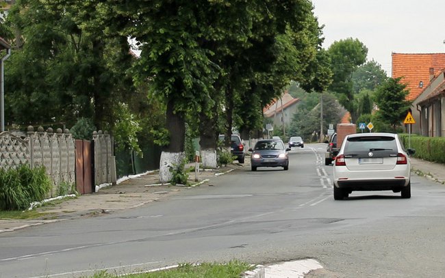 Stan chodników stwarza duże zagrożenie dla pieszych  