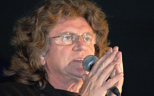 o tego coś dla oczu, czyli taneczne popisy tancerek i pokaz scenicznej mody. - Gwiazdą wieczoru będzie Zbigniew Wodecki. Foto: wiki